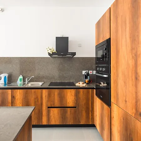 Cayden - 5 Minutes To St Julian's By Haven And Keys Malta * Tal-Franciz