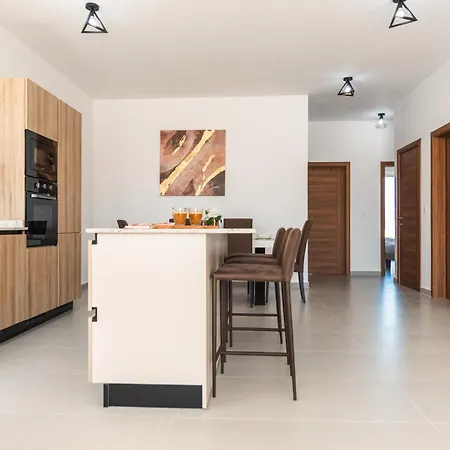Cayden - 5 Minutes To St Julian's By Haven And Keys Malta * Tal-Franciz